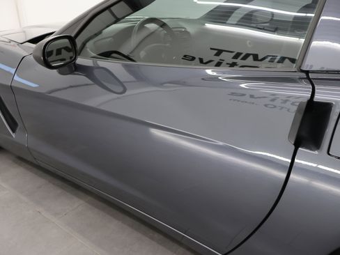 Used 2010 Chevrolet Corvette Coupe w/ 1LT RWD image 27