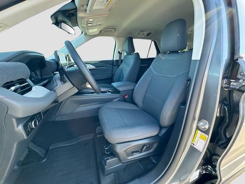 New 2026 Ford Explorer Active RWD image 24