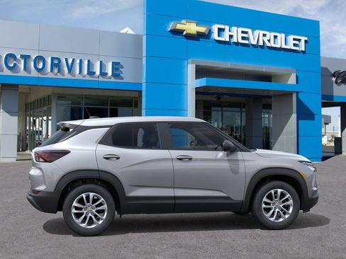 New 2026 Chevrolet TrailBlazer LS FWD image 5