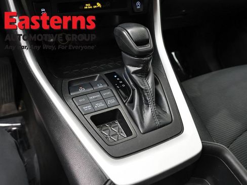 Used 2024 Toyota RAV4 LE image 13