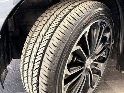 Used 2015 Toyota Corolla S image 33