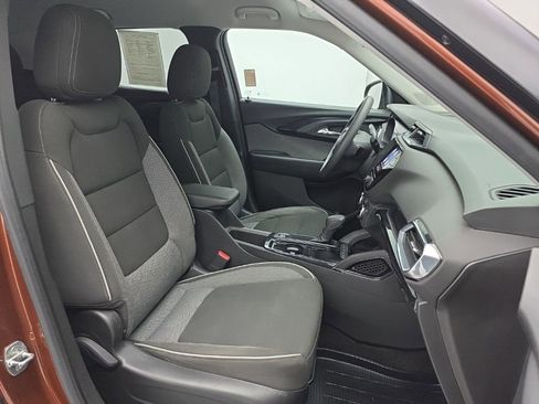 Certified 2021 Chevrolet TrailBlazer LT w/ Convenience Package image 42