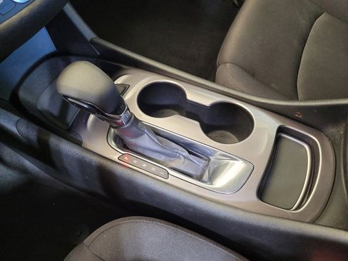 Used 2022 Chevrolet Malibu LS FWD image 26
