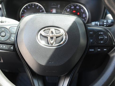 Certified 2019 Toyota RAV4 XLE w/ Carpet Mat Package image 31