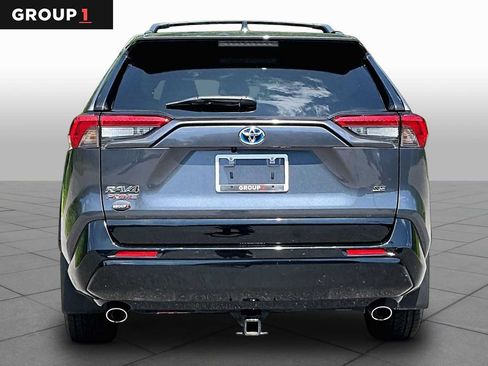 Used 2023 Toyota RAV4 SE w/ Weather & Moonroof Package AWD/4WD image 5