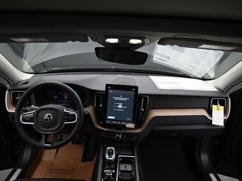 New 2026 Volvo XC60 B5 Plus w/ Climate Package AWD/4WD image 21