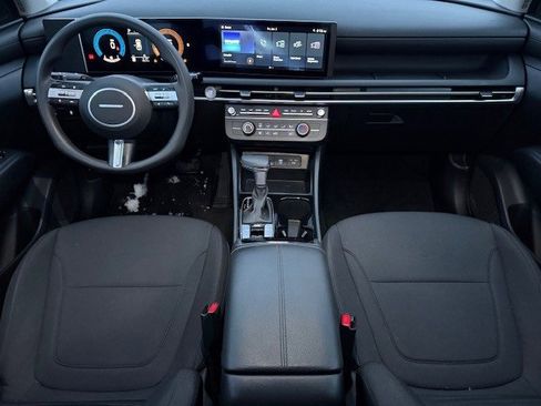 Certified 2025 Hyundai Tucson SE image 16