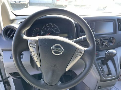 Used 2021 Nissan NV200 SV w/ Back Door Glass Package image 5