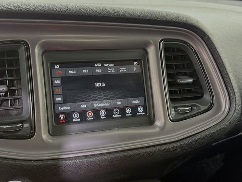 Used 2023 Dodge Challenger SXT RWD image 17