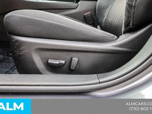 Used 2025 Nissan Altima 2.5 SV FWD image 20