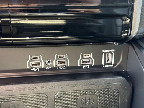 Used 2025 RAM 1500 Laramie w/ Night Edition AWD/4WD image 29