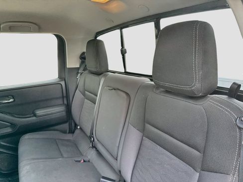 Used 2022 Nissan Frontier SV RWD image 21