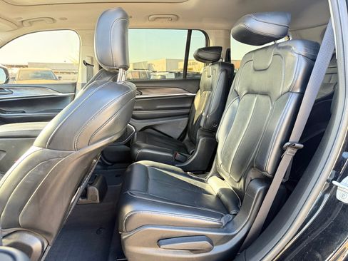 Used 2021 Jeep Grand Cherokee L Limited image 16