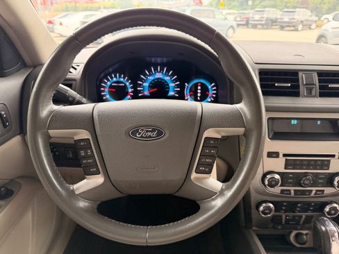 Used 2012 Ford Fusion SEL FWD image 18
