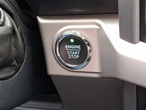 Certified 2022 Ford F150 XLT w/ Equipment Group 302A High image 26