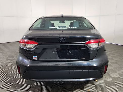 Used 2020 Toyota Corolla LE image 5