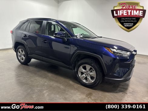 Used 2025 Toyota RAV4 XLE AWD/4WD image 1