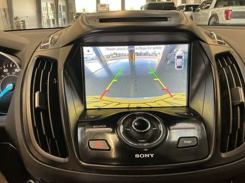 Used 2017 Ford Escape Titanium AWD/4WD image 16