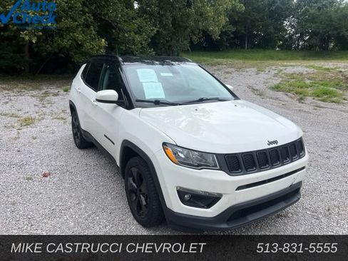 Used 2019 Jeep Compass Latitude AWD/4WD image 2