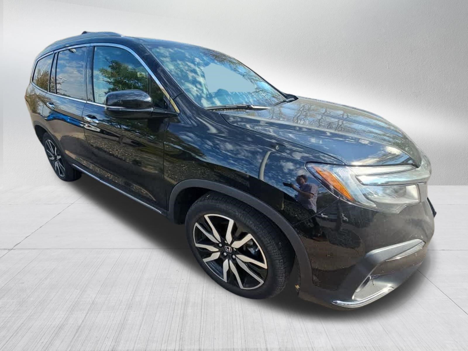 Used 2022 Honda Pilot Touring image 3