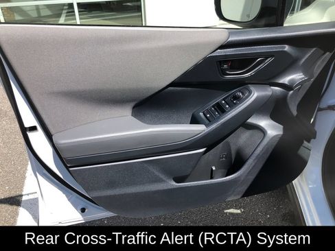 Used 2025 Subaru Crosstrek 2.5i Premium AWD/4WD image 12