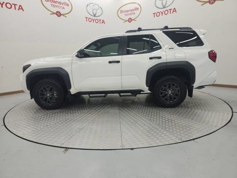 Used 2025 Toyota 4Runner SR5 RWD image 5