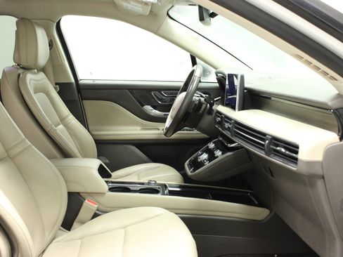 Used 2020 Lincoln Corsair Reserve image 15