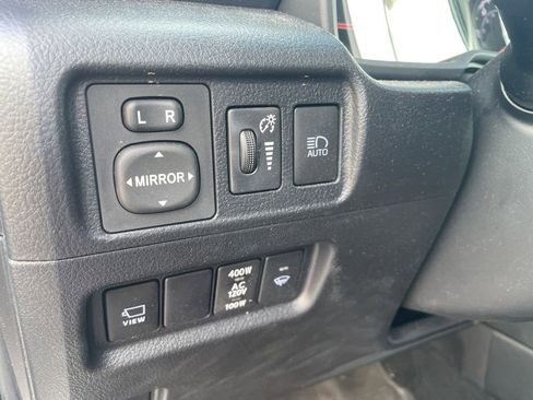 Used 2024 Toyota 4Runner Limited image 9