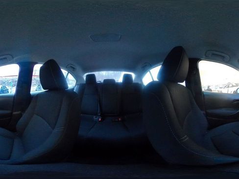 Used 2025 Toyota Corolla LE image 41