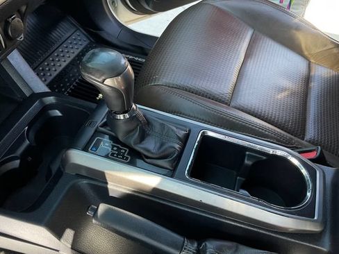 Used 2017 Toyota Tacoma Limited AWD/4WD image 19