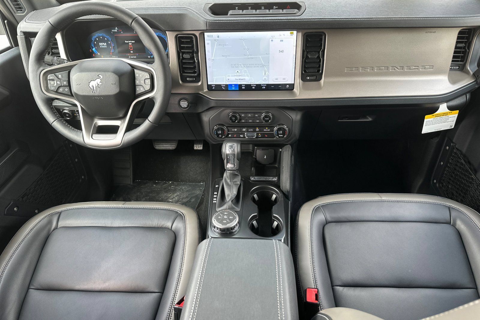 New 2026 Ford Bronco Outer Banks w/ Sasquatch Package AWD/4WD image 13