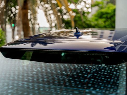 Used 2020 Lamborghini Urus image 28