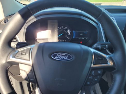 Certified 2023 Ford Edge SEL w/ Convenience Package AWD/4WD image 13