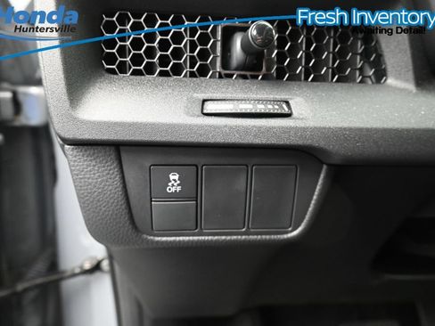 Used 2025 Honda CR-V LX image 18
