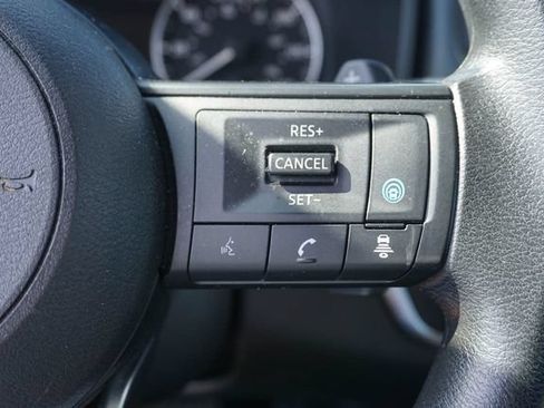 Used 2024 Nissan Rogue SV AWD/4WD image 13
