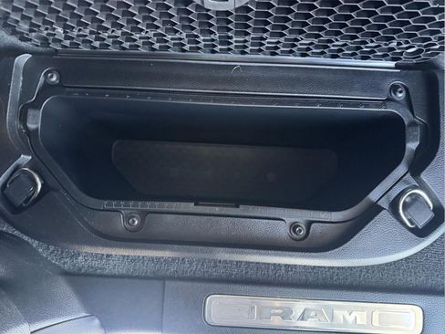 Used 2022 RAM 1500 Laramie AWD/4WD image 10