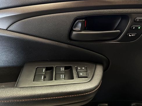 Used 2025 Honda Ridgeline TrailSport image 11