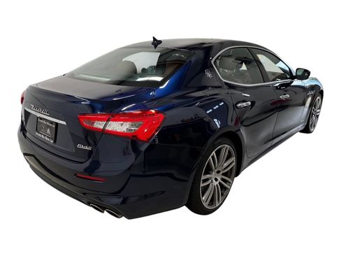Used 2019 Maserati Ghibli S GranLusso AWD/4WD image 4