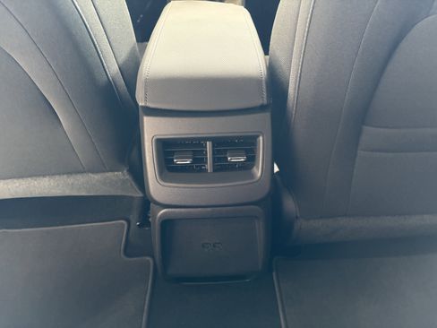 New 2026 Chevrolet Equinox EV LT image 20