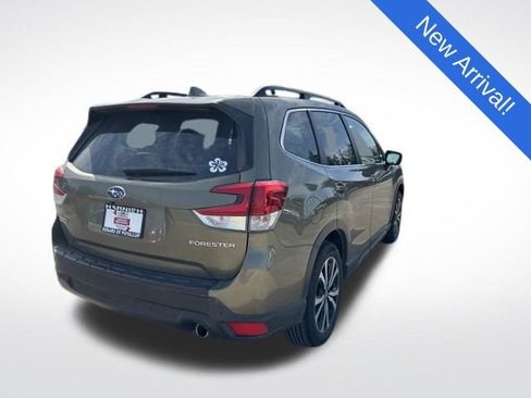 Used 2023 Subaru Forester Limited image 7
