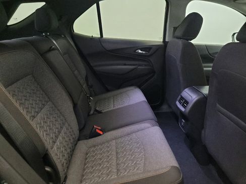 Used 2023 Chevrolet Equinox LT w/ Driver Convenience Package image 19