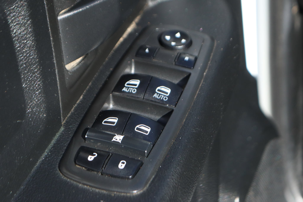 Used 2020 RAM 5500 Tradesman w/ Chrome Appearance Group AWD/4WD image 19