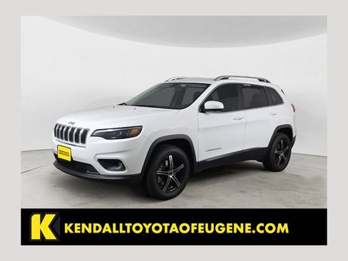 Used 2019 Jeep Cherokee Latitude Plus AWD/4WD image 1