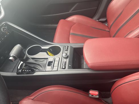 Used 2023 Kia K5 GT-Line image 9