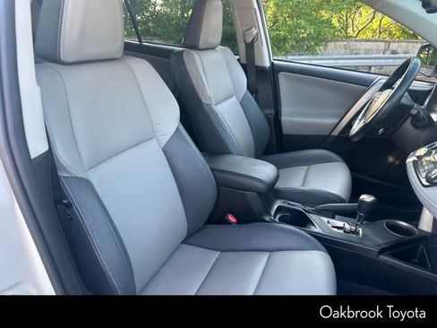 Used 2015 Toyota RAV4 Limited AWD/4WD image 8