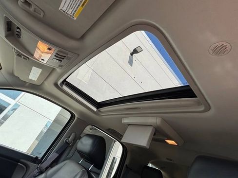 Used 2014 Chevrolet Tahoe LTZ AWD/4WD image 11