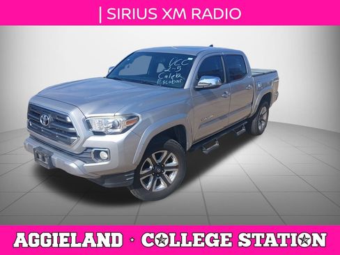 Used 2017 Toyota Tacoma Limited w/ Tow Package image 6