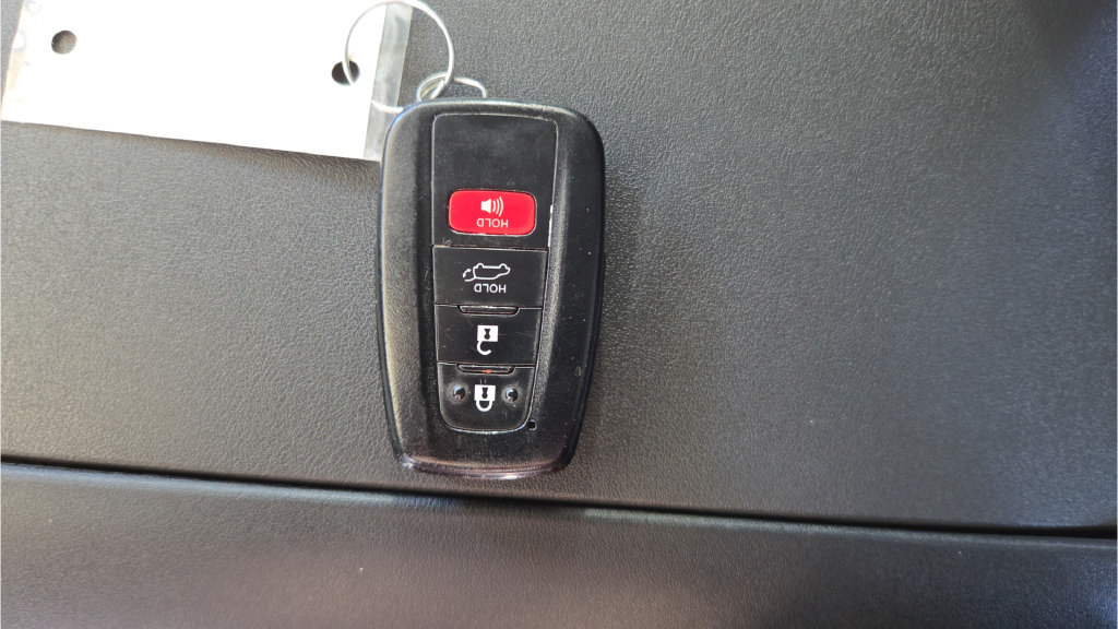 Certified 2020 Toyota Highlander XLE AWD/4WD image 36