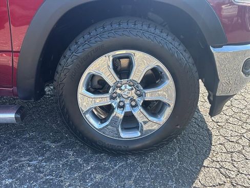 Used 2019 RAM 1500 Big Horn AWD/4WD image 9