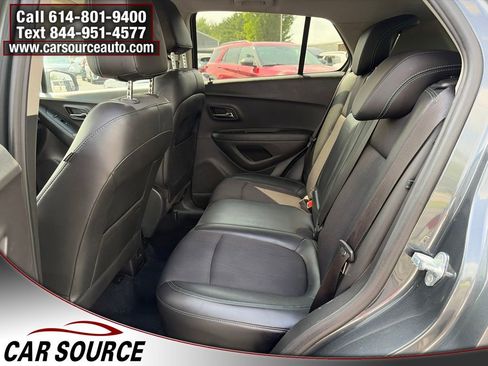 Used 2016 Chevrolet Trax LT w/ LT Convenience Package FWD image 25